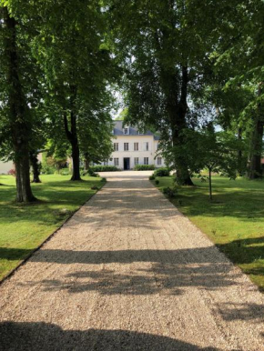 Chambres D'hôtes le clos de la Bertinière borne de rechargement pour véhicule électrique